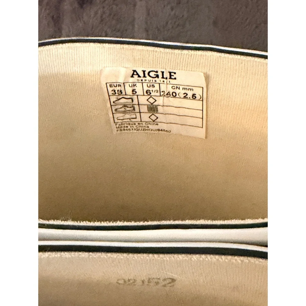 Aigle Rain Boots Women's Size 6.5 Navy Blue White Trim Nautical Classic Rainwear